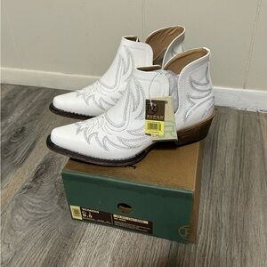 Roper brand White Western Ankle Booties NEW with TAGS